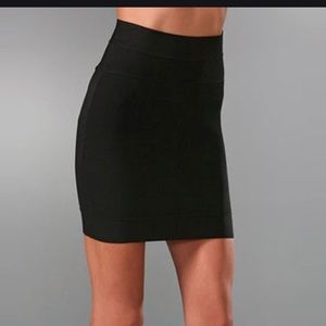 Herve Leger Black Bandage Mini Skirt Sz‎ M